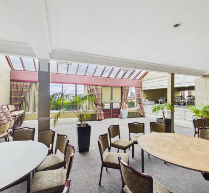 15 South Crescent Rd, Ardrossan for lease Interior Photo- Image 1 of 4