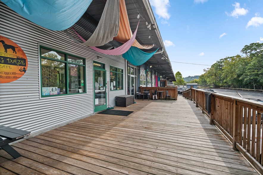 12-28 McCandless Ave, Pittsburgh, PA for lease - Building Photo - Image 3 of 22