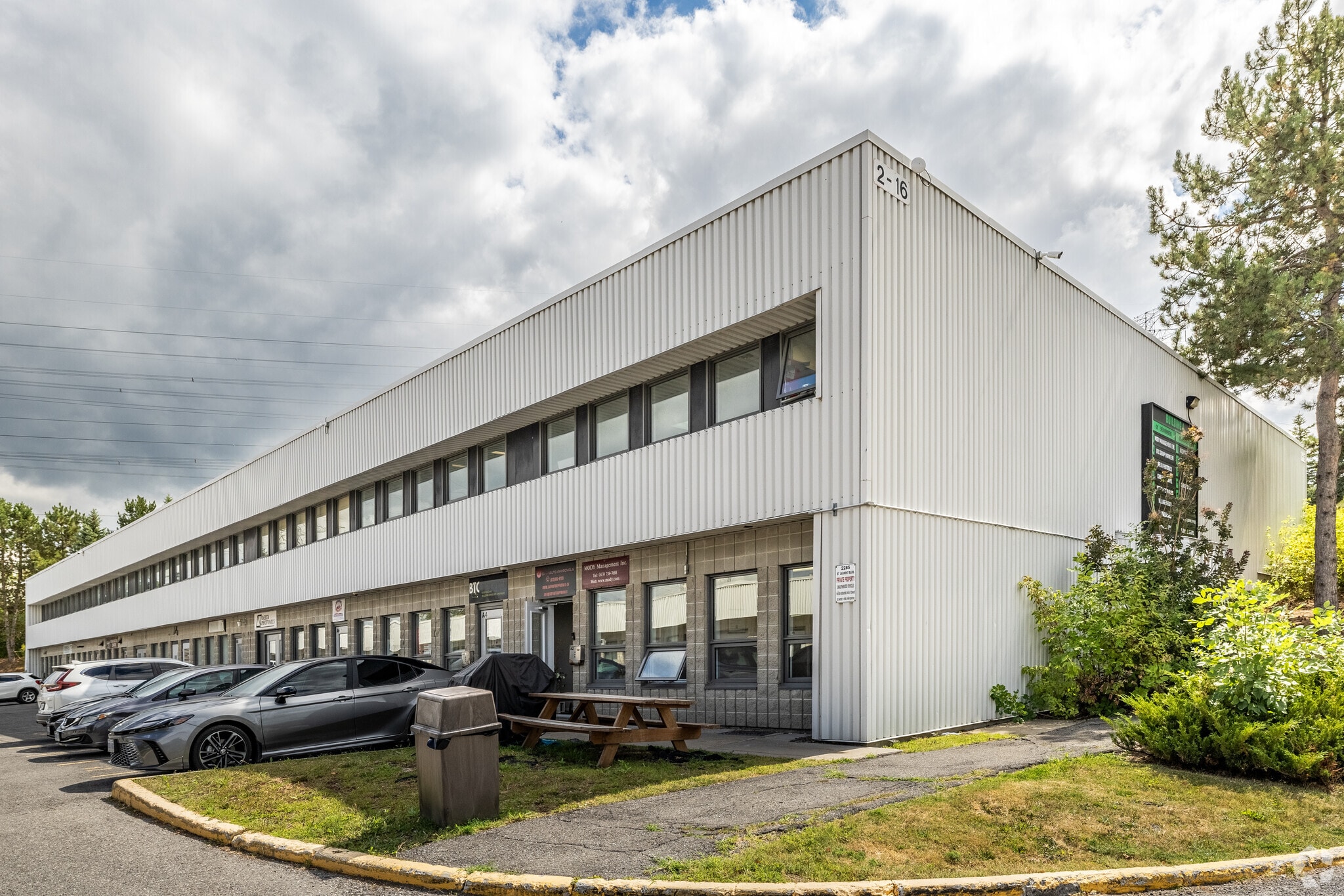 2285 St Laurent Blvd, Ottawa, ON for sale Primary Photo- Image 1 of 1