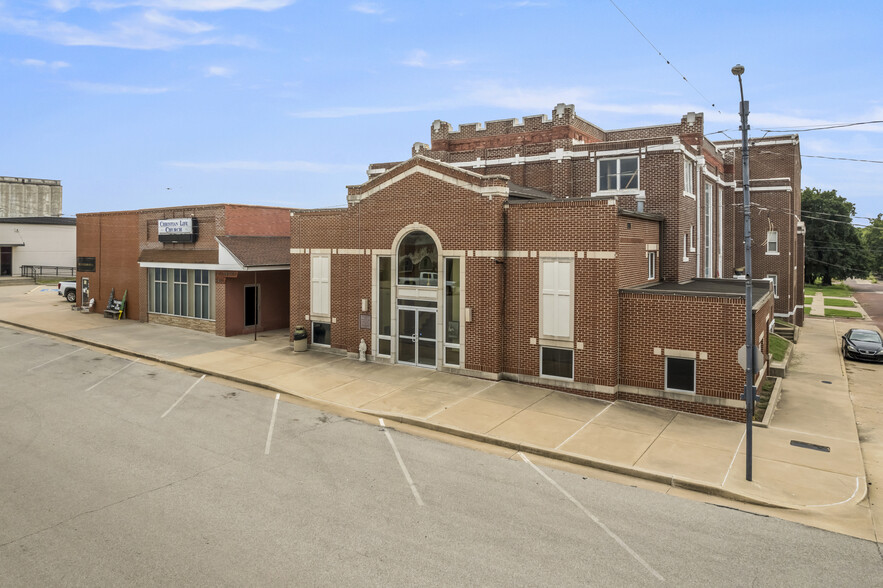 115-117 W Grand Ave, Tonkawa, OK for sale - Building Photo - Image 3 of 51