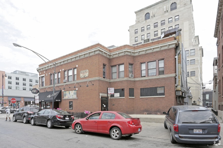 1513 E 53rd St, Chicago, IL for lease - Building Photo - Image 2 of 7