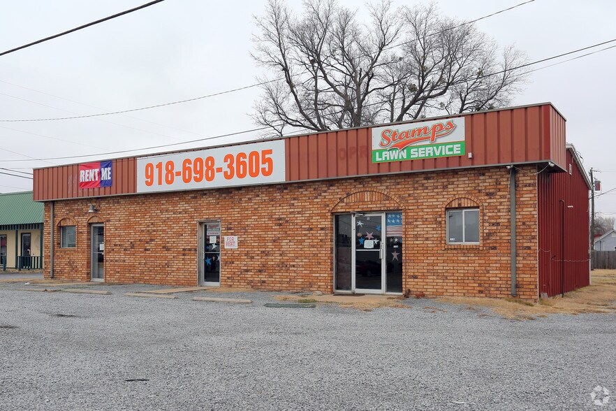 42-50 E Main St, Chouteau, OK for sale - Primary Photo - Image 1 of 1