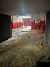 Retail in Madrid, Madrid for lease Interior Photo- Image 2 of 33