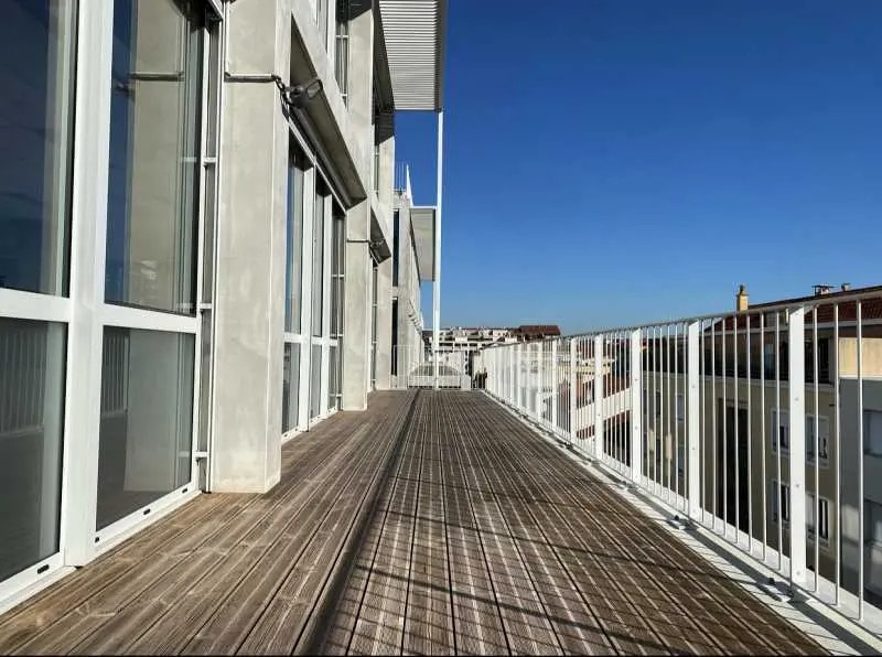 Office in Villeurbanne for lease Building Photo- Image 1 of 15