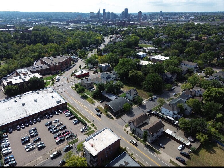 747 Payne Ave, Saint Paul, MN for lease - Building Photo - Image 1 of 6