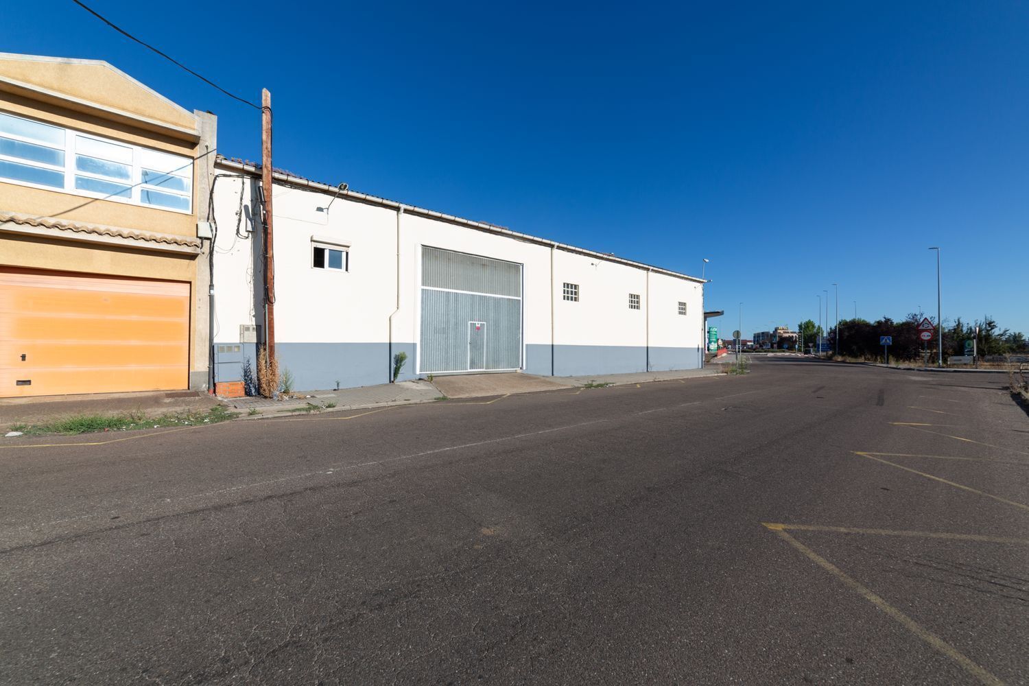 Avenida de Federico Silva, 173, Benavente, Zamora for lease Building Photo- Image 1 of 18