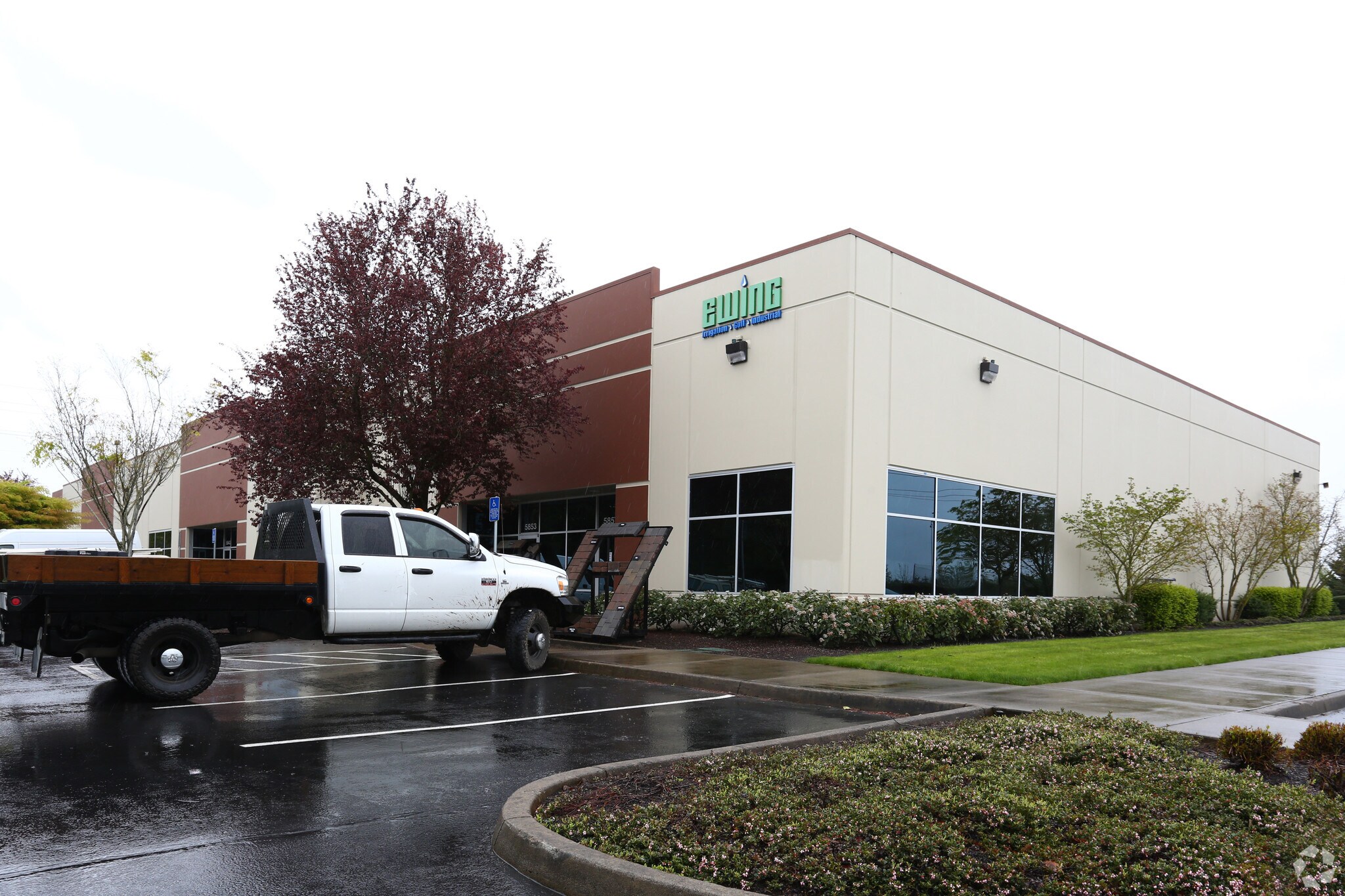 5801-5857 NW Cornelius Pass Rd, Hillsboro, OR for sale Primary Photo- Image 1 of 1