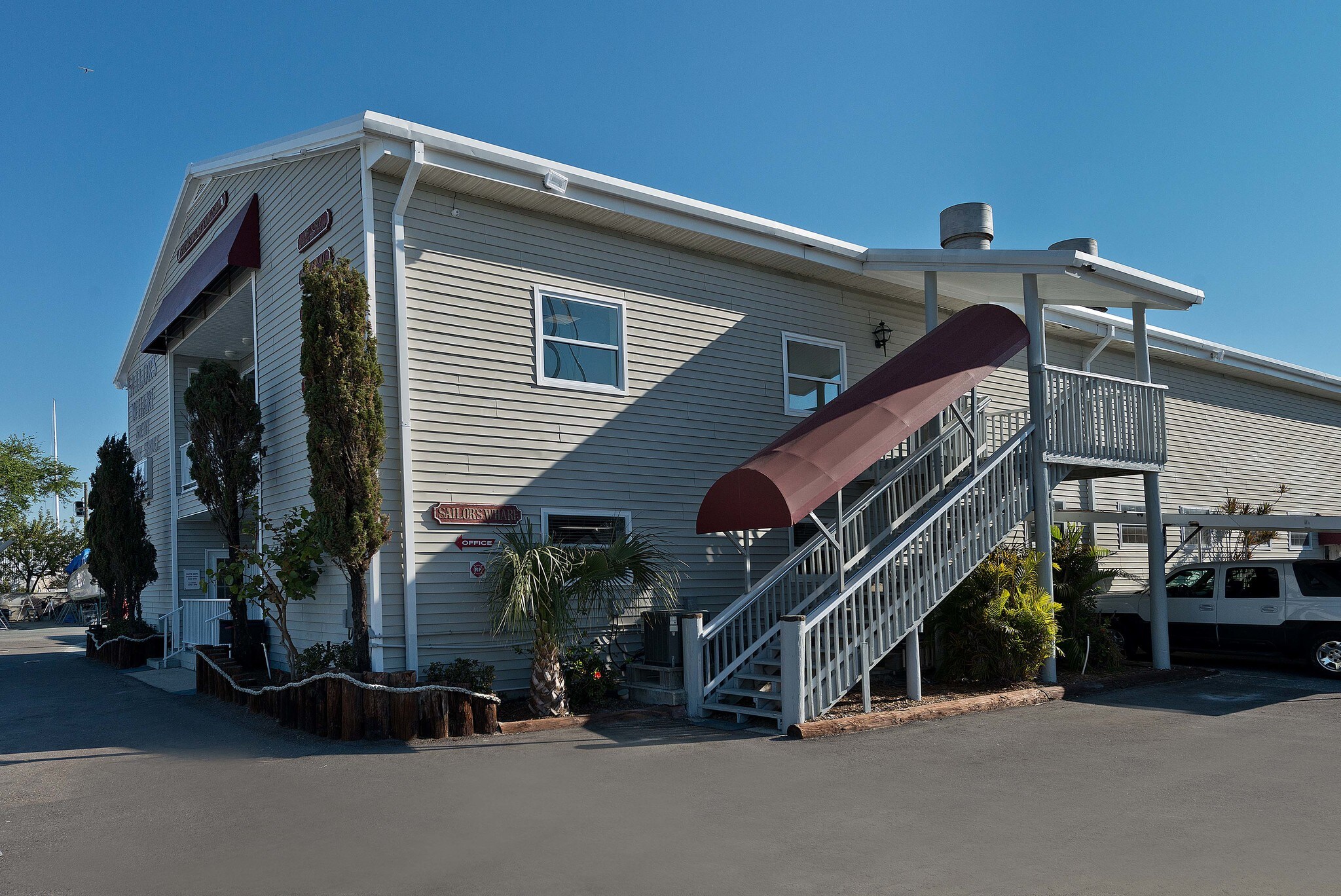 1421 Bay St SE, Saint Petersburg, FL for sale Building Photo- Image 1 of 1