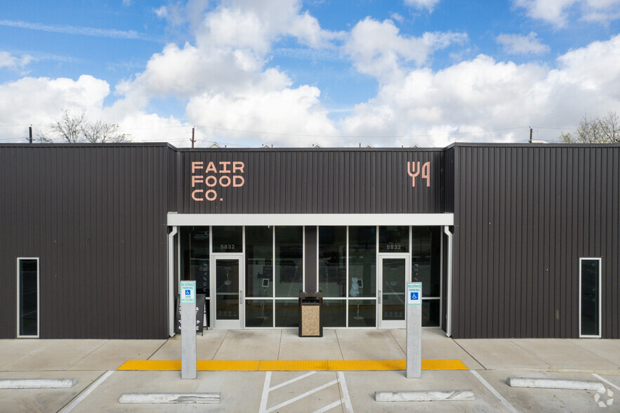 5832 Fairdale Ln, Houston, TX for lease - Building Photo - Image 1 of 26