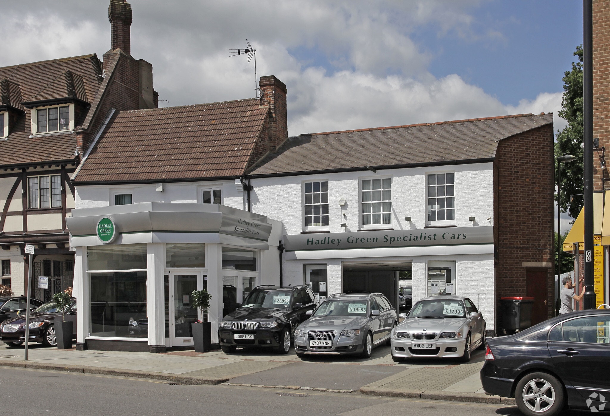 151-153 High St, Barnet for sale Primary Photo- Image 1 of 1