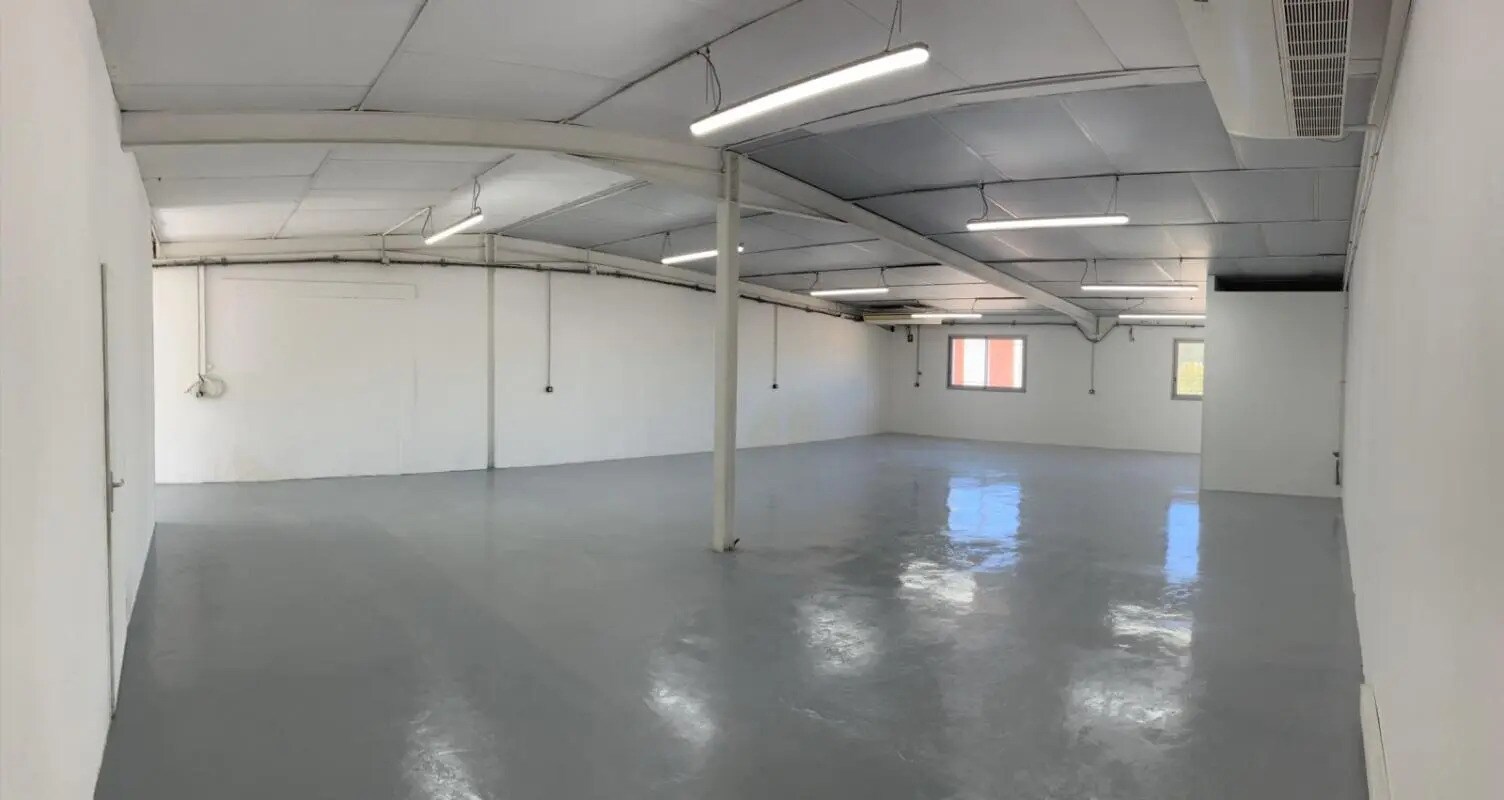 Flex in Saint-Jean-de-Védas for lease Interior Photo- Image 1 of 7