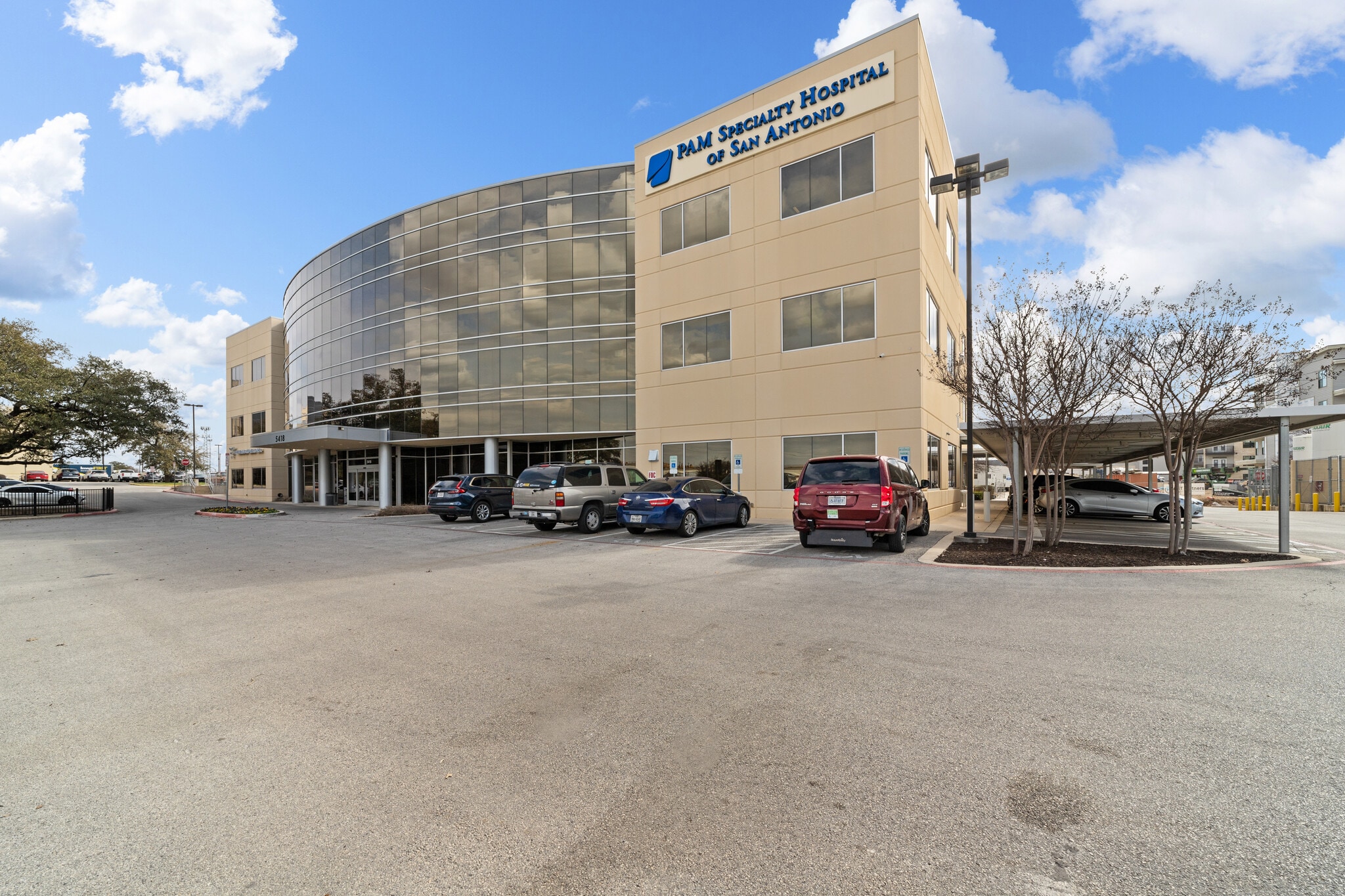 5418 N Loop 1604 W, San Antonio, TX for lease Building Photo- Image 1 of 4