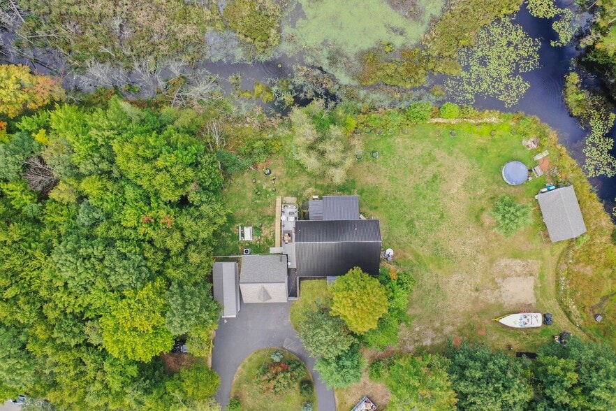 1165 Mast Rd, Alfred, ME 04002