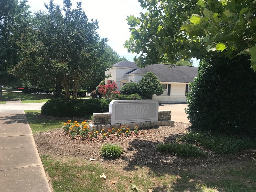 1004 Vandora Springs Rd, Garner, NC 27529