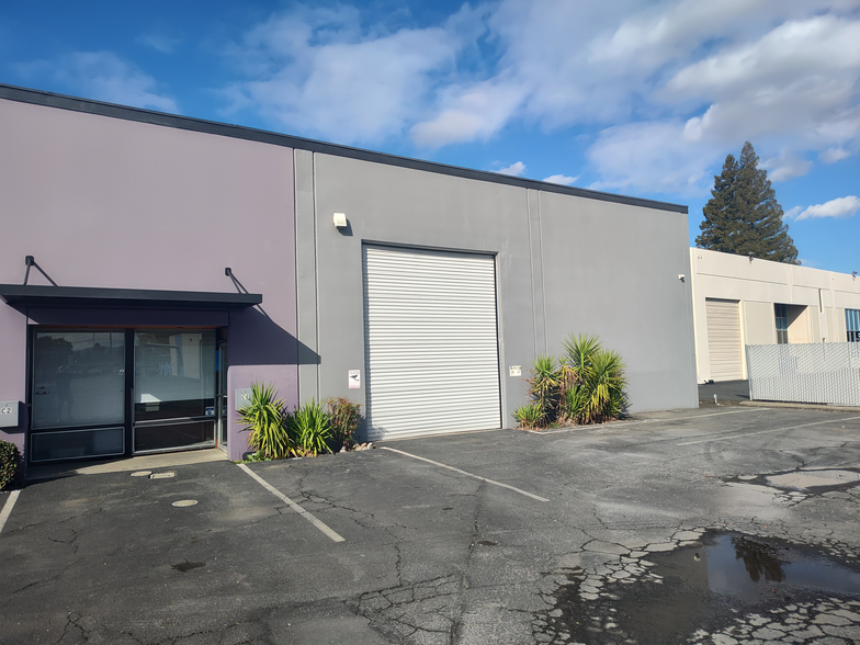 1381 Franquette Ave, Concord, CA for lease - Building Photo - Image 1 of 7