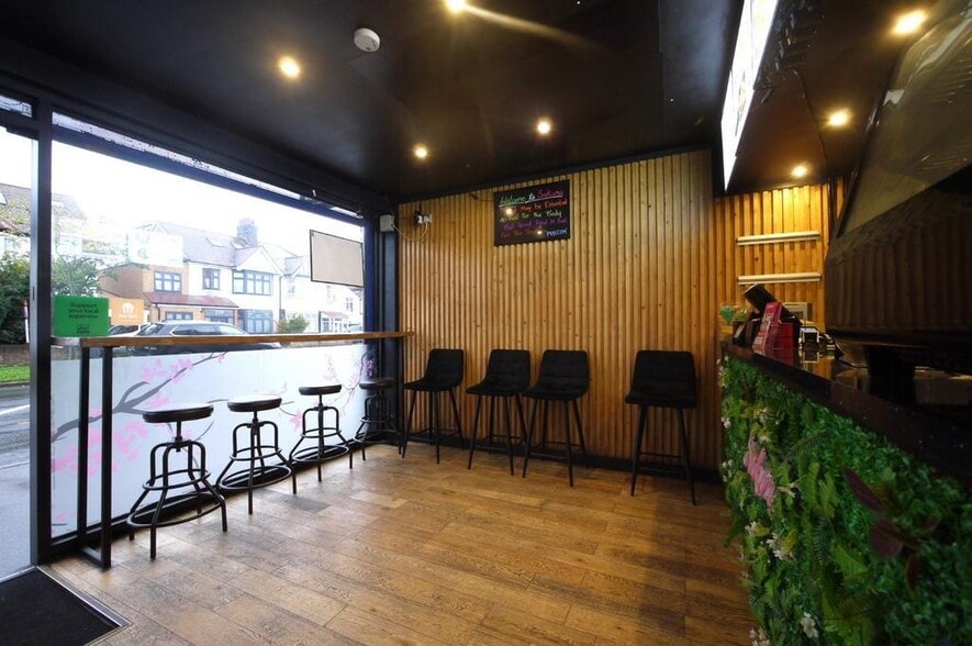 Hermon Hl, London for lease - Building Photo - Image 2 of 12