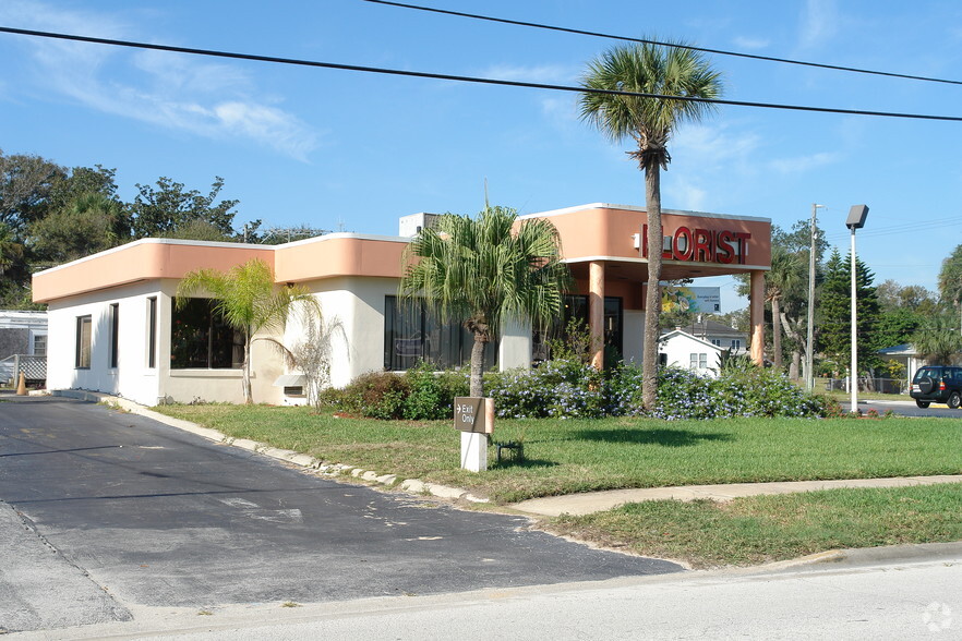 258 Riverside Dr, Daytona Beach, FL for sale - Primary Photo - Image 1 of 57