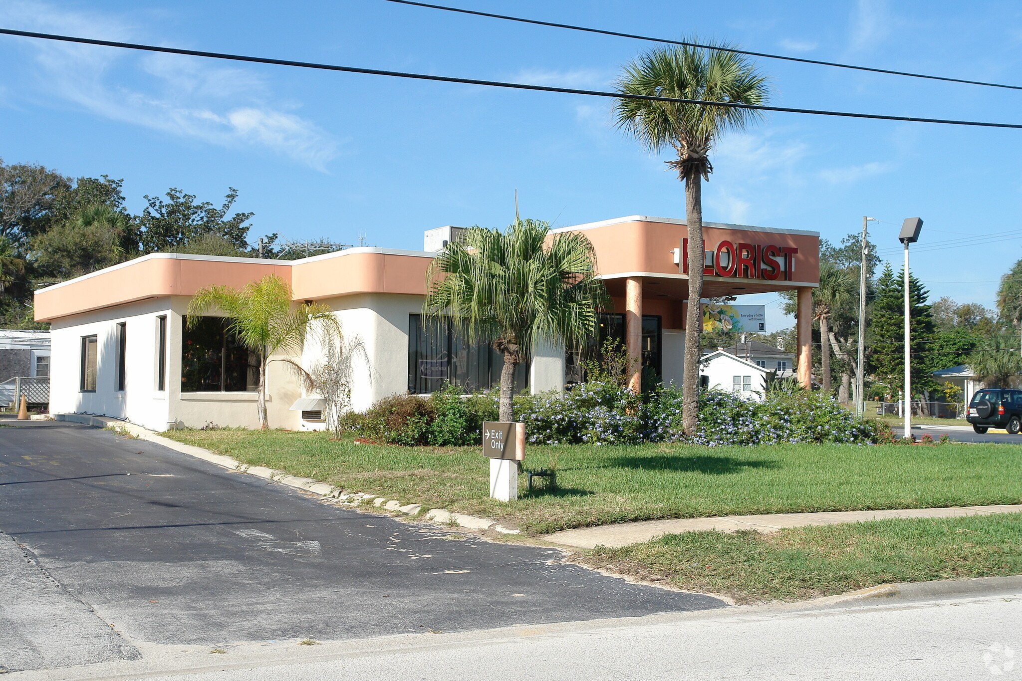 258 Riverside Dr Daytona Beach - 258 Riverside Dr Daytona Beach FL Primary Photo 1 LargeHighDefinition 