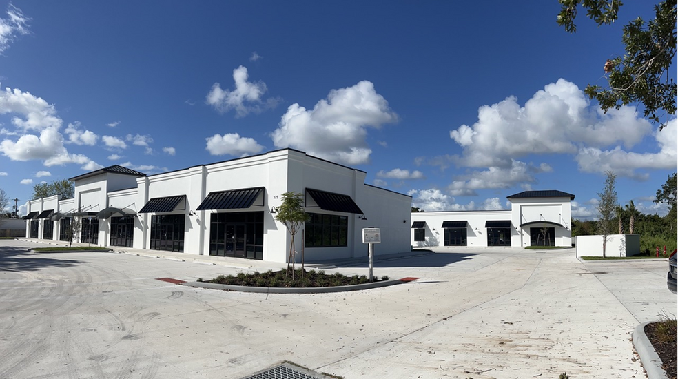 315 S Courtenay Pky, Merritt Island, FL for lease - Building Photo - Image 1 of 4