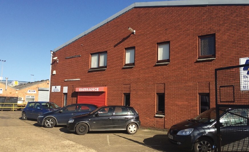 64 Trafalgar Rd, Kettering, NN16 8DD