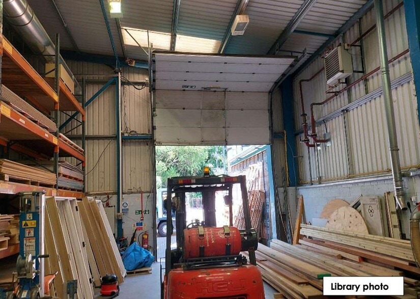 22 Chapman Way, Tunbridge Wells for lease - Building Photo - Image 3 of 5