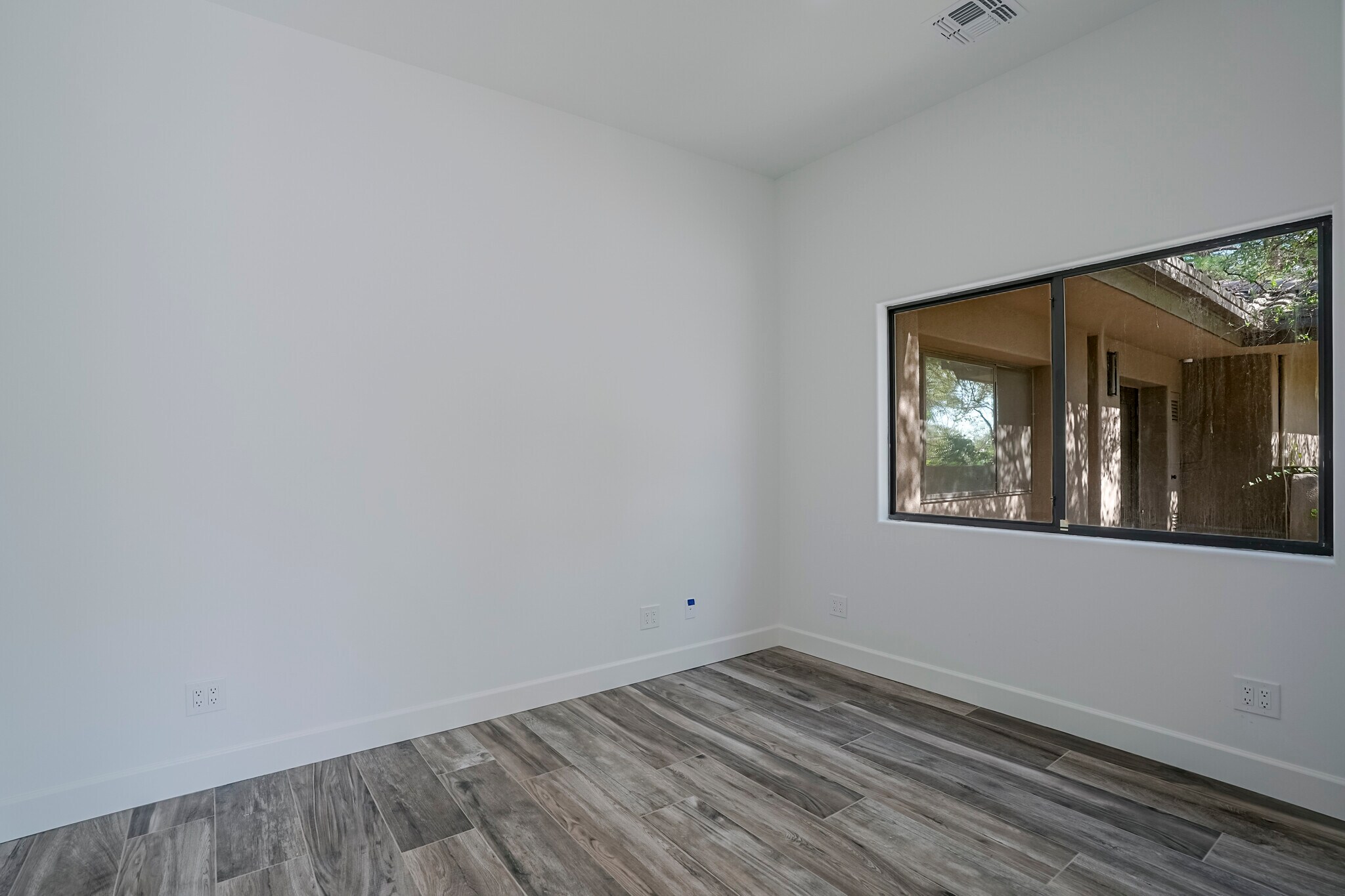 1577 Plaza West Dr, Prescott, AZ for lease Interior Photo- Image 1 of 1