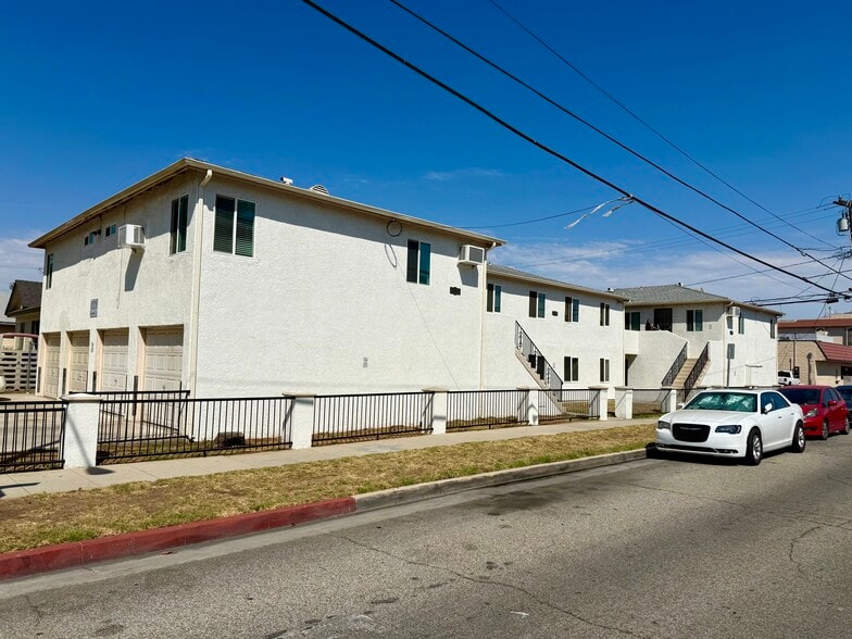 1117-1121 2nd St, San Fernando, CA for sale - Building Photo - Image 3 of 12