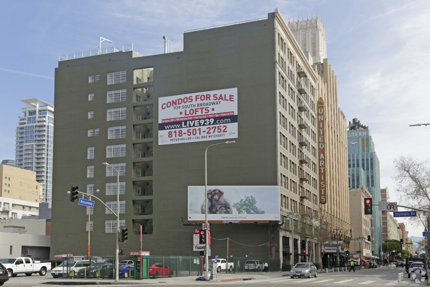 939 S Broadway Condos For Sale