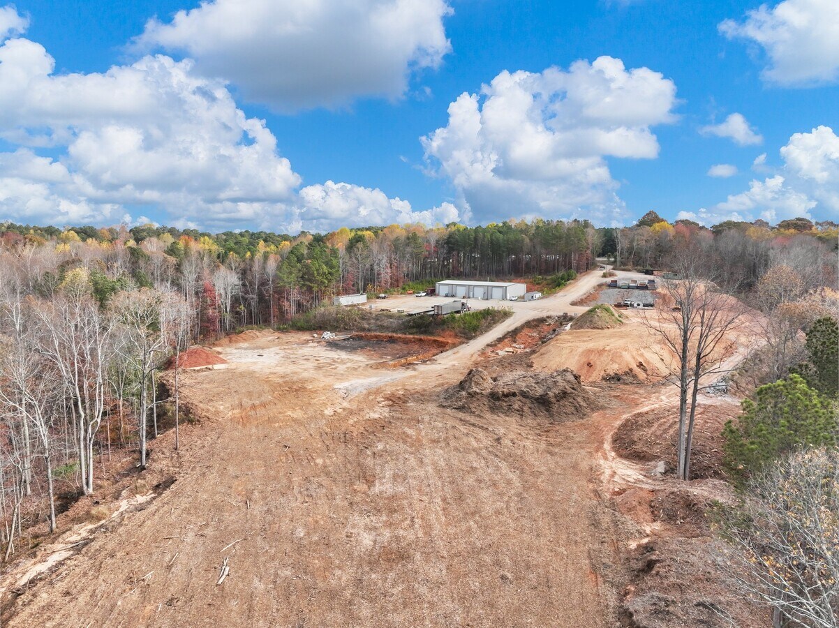 2010 Candler Rd, Gainesville, GA 30507