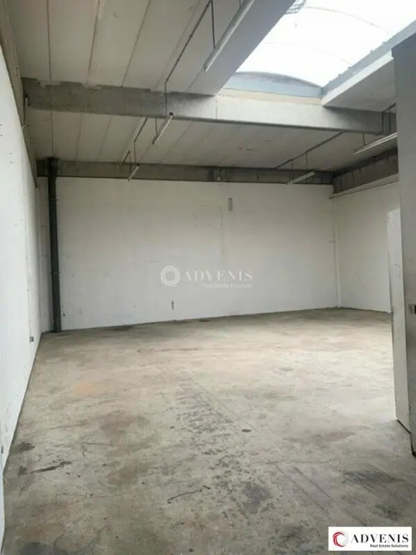 Flex in Blanquefort for lease Interior Photo- Image 1 of 4