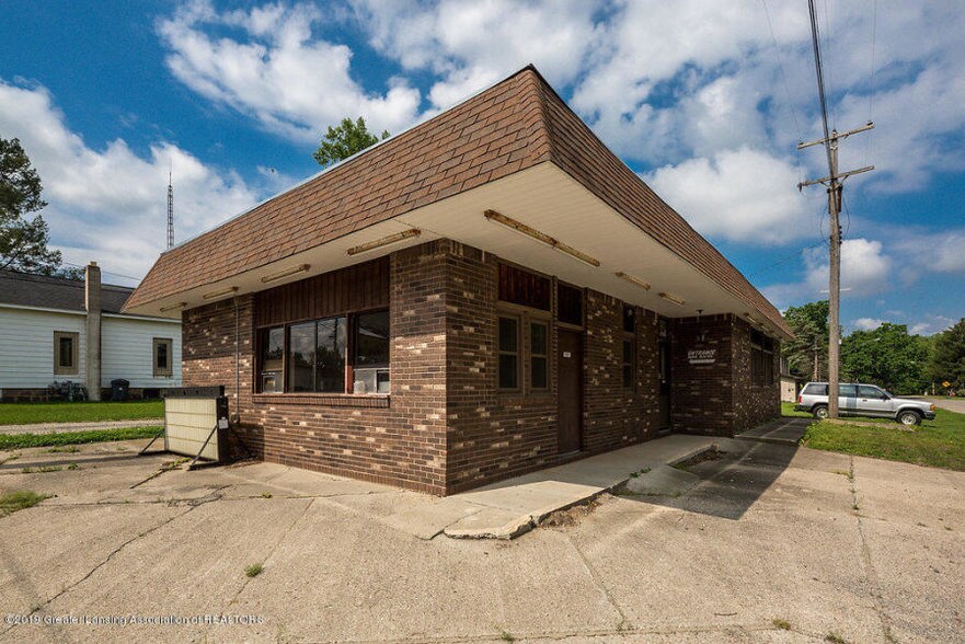 125 N Maple Ave, Maple Rapids, MI for sale - Primary Photo - Image 1 of 1