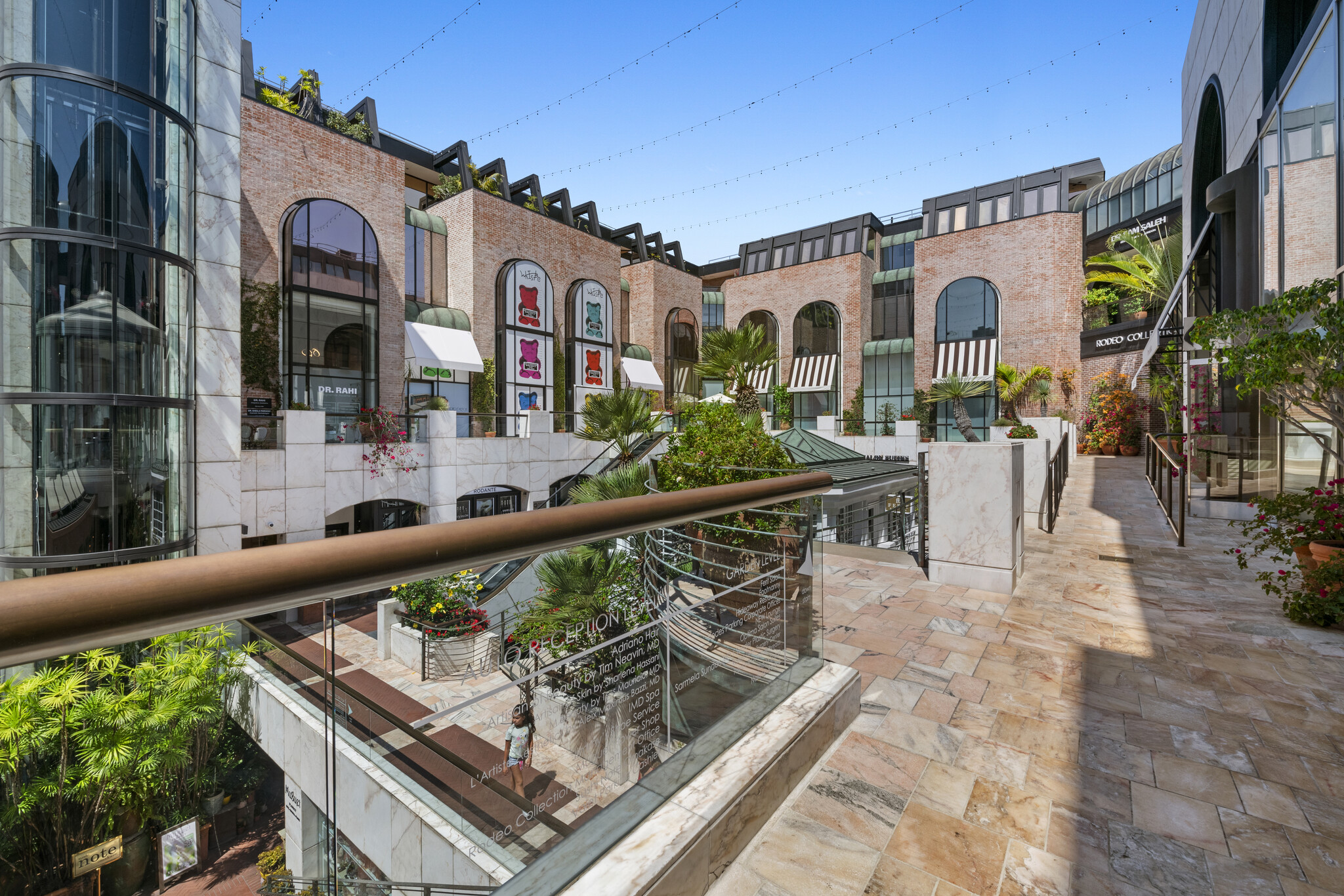 413-445 N Rodeo Dr, Beverly Hills, CA for lease Building Photo- Image 1 of 8