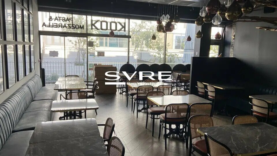 Retail in La Ciotat for lease Interior Photo- Image 1 of 8