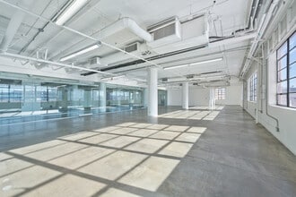 910 S Los Angeles St, Los Angeles, CA for lease Interior Photo- Image 2 of 3