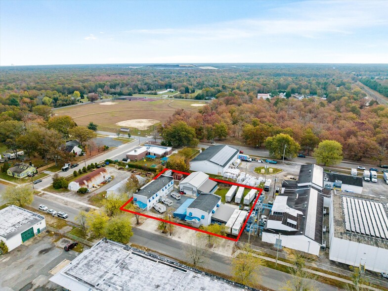 Office in Woodbine, NJ for sale - Building Photo - Image 1 of 1