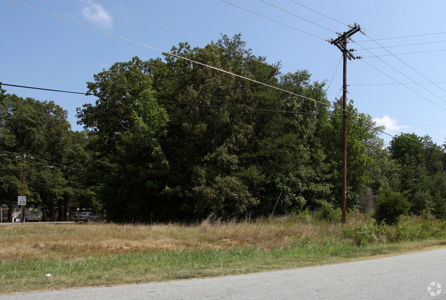 Elm/Parker St, Graham, NC for lease - Primary Photo - Image 1 of 2