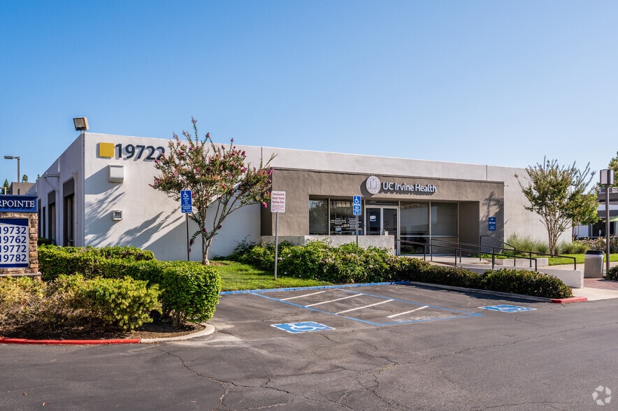 19722 MacArthur Blvd, Irvine, CA for lease - Building Photo - Image 1 of 8
