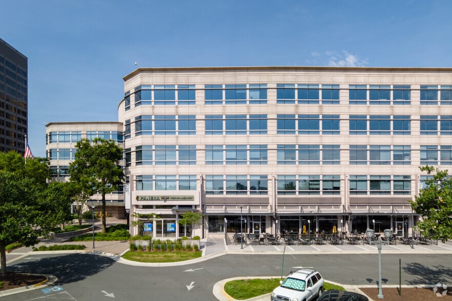 5275 Leesburg Pike, Falls Church, VA for lease - Building Photo - Image 3 of 12