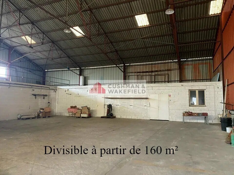 Office in Caissargues for lease Interior Photo- Image 1 of 4