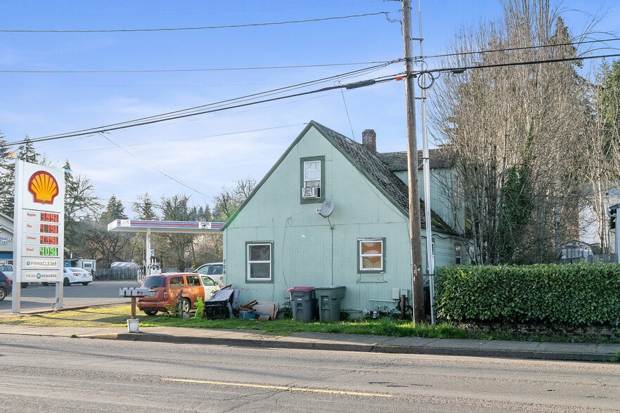 764 NE Main St, Willamina, OR for sale - Building Photo - Image 3 of 6