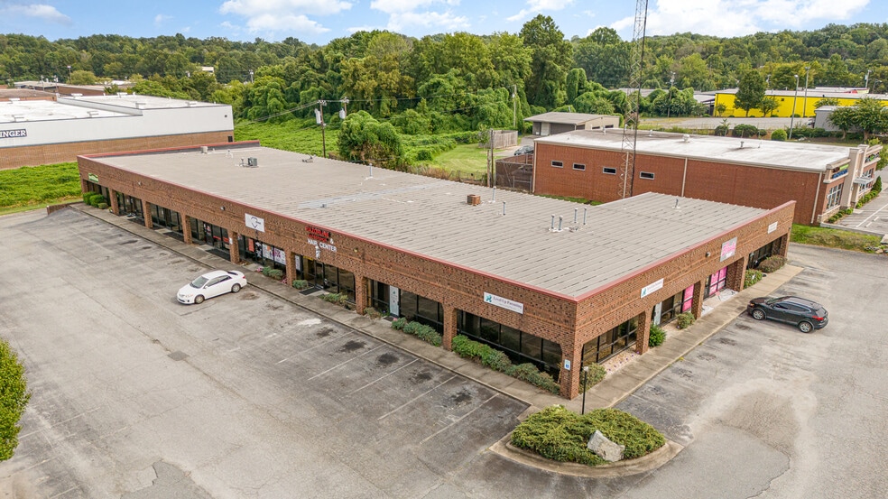 2641 Randleman Rd, Greensboro, NC for lease - Building Photo - Image 2 of 3