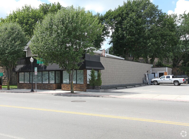 59 W Broad St, Pawcatuck, CT for sale - Primary Photo - Image 1 of 1