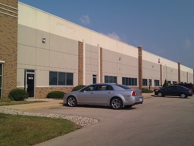 1914 Wright St, Madison, WI for lease - Building Photo - Image 2 of 9