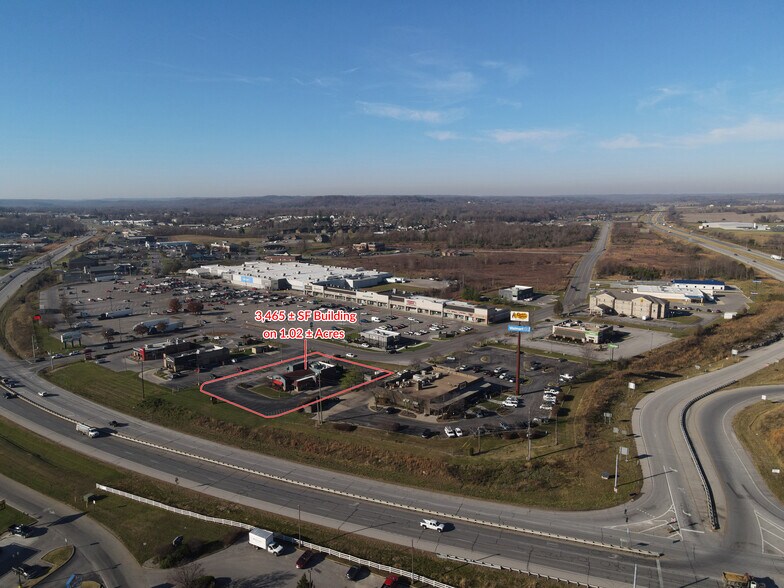 2387 Pacer Ct, Corydon, IN 47112 Rare Outlot Opportunity in Corydon