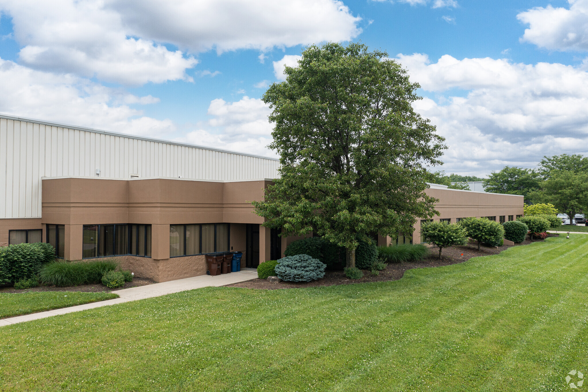 119 Northeast Dr, Loveland, OH for lease Building Photo- Image 1 of 7