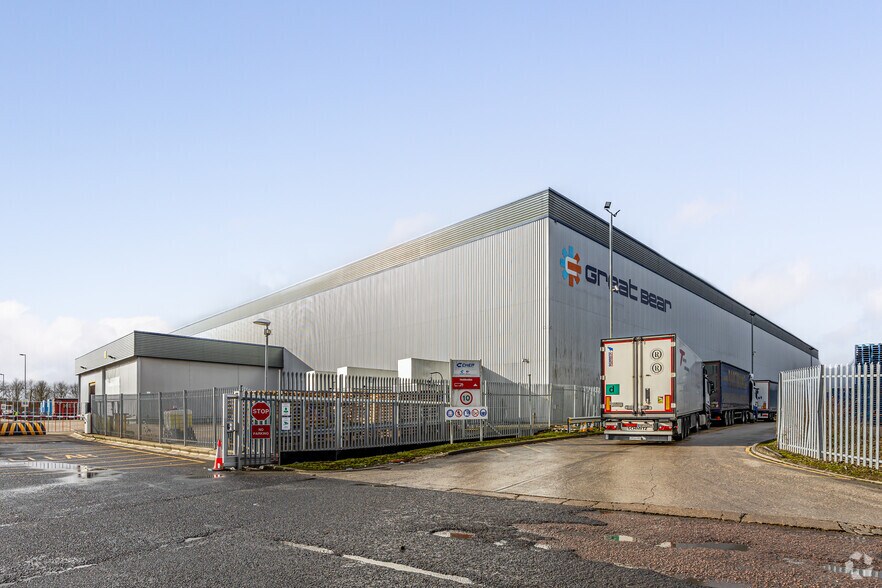 Visku 398, Hoddesdon for lease - Primary Photo - Image 2 of 6