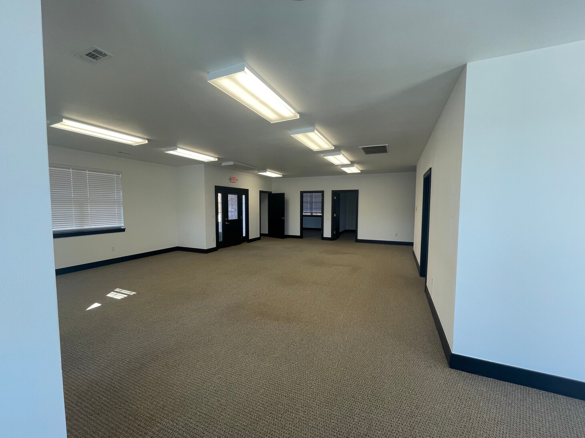 4746 Castlewood Ln, Springdale, AR 72764 Office for Lease