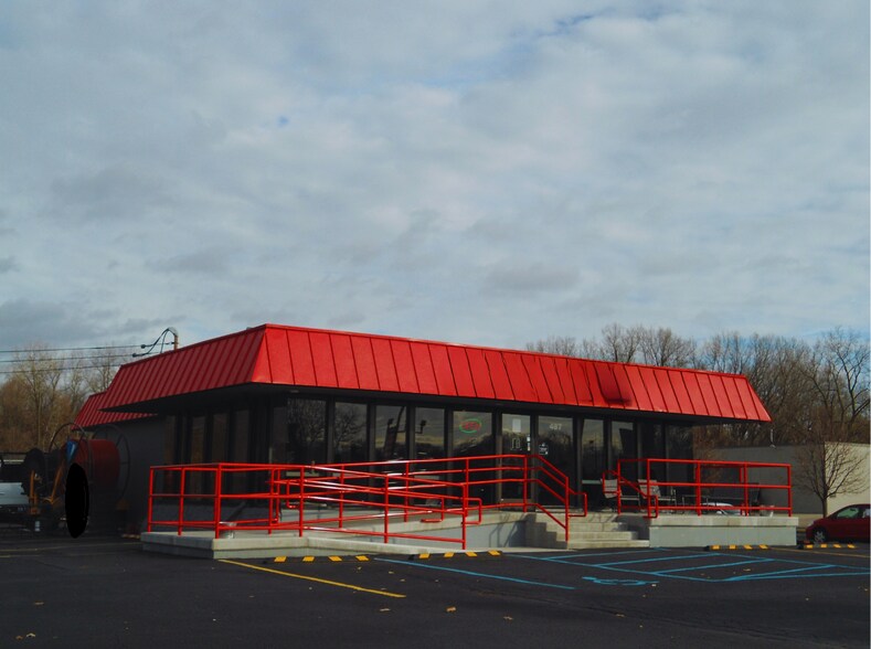 487 28th St SE, Grand Rapids, MI for sale - Primary Photo - Image 1 of 1