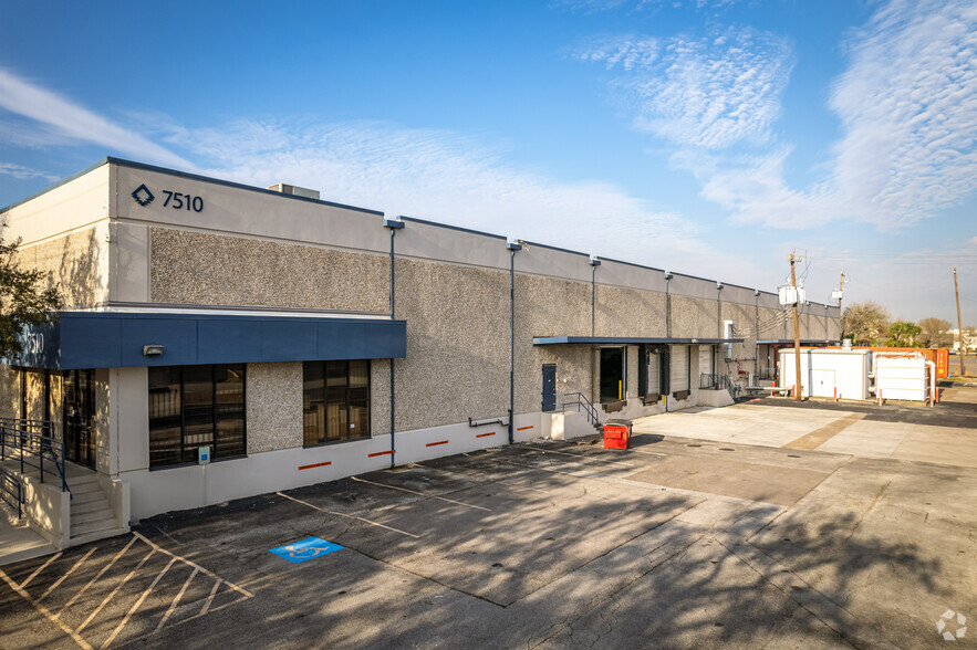 7510 Ardmore St, Houston, TX for lease - Building Photo - Image 2 of 10