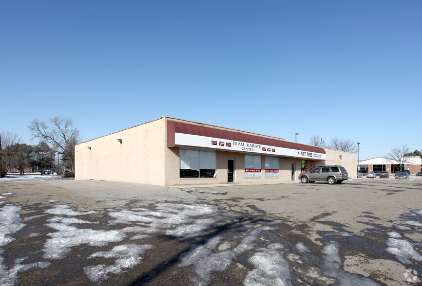 39 S Yearling Rd, Whitehall, OH for sale - Primary Photo - Image 1 of 1